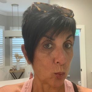 Meet your Posher, Marcy